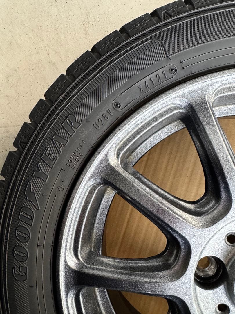 14インチ スタッドレスタイヤセット