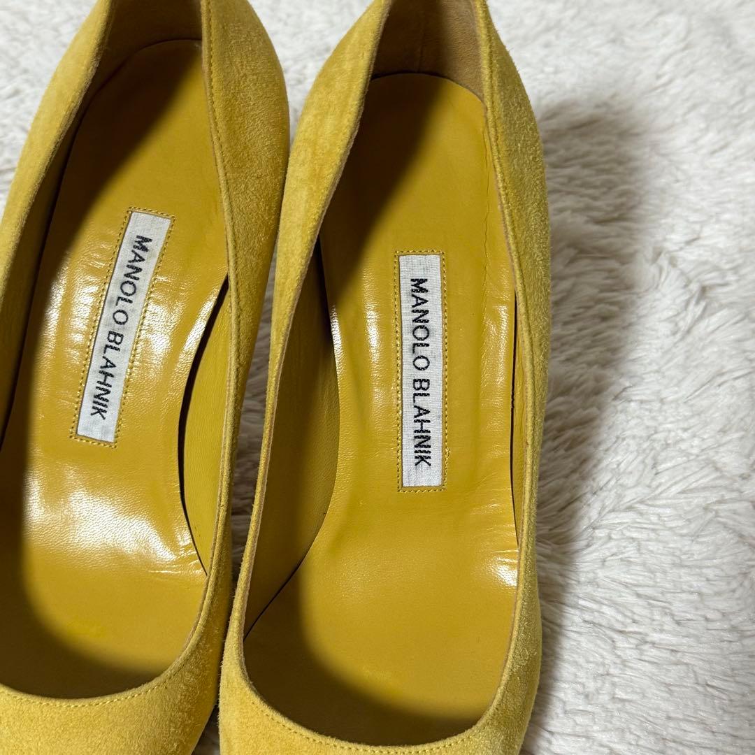 ⭐️未使用級⭐️　マノロブラニク　スエードパンプス　ポインテッドトゥ　イエロー