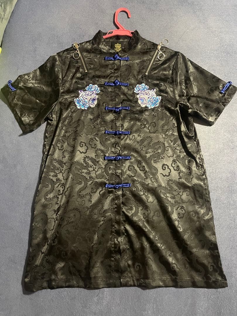 LISTEN FLAVOR　リッスンフレーバー　虎と牡丹 の チャイナシャツ 黒