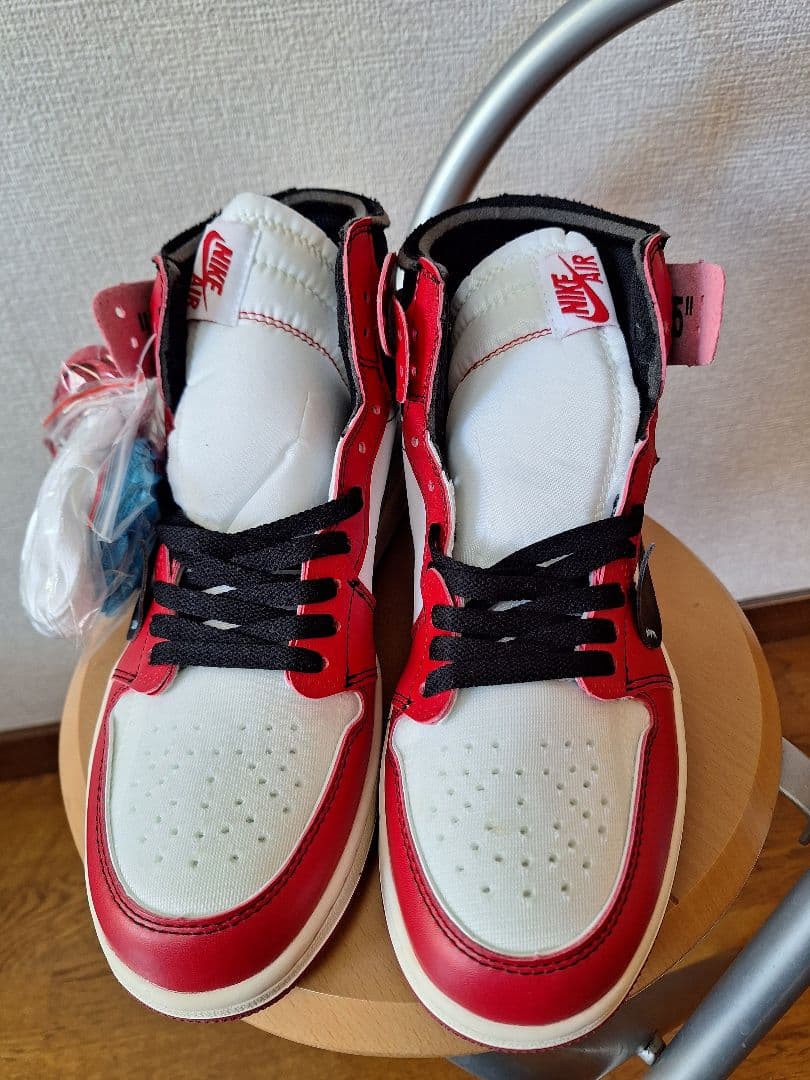 Off-White × Nike Air Jordan 1 chicago