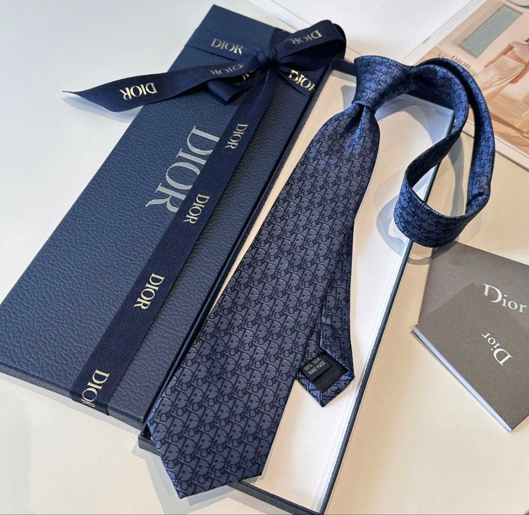 Dior ネクタイ ネイビー