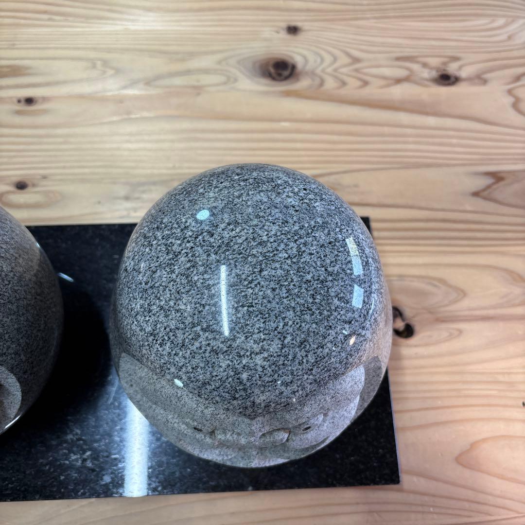 石像　彫像　石　石材　だるま置物　２点セット　台付