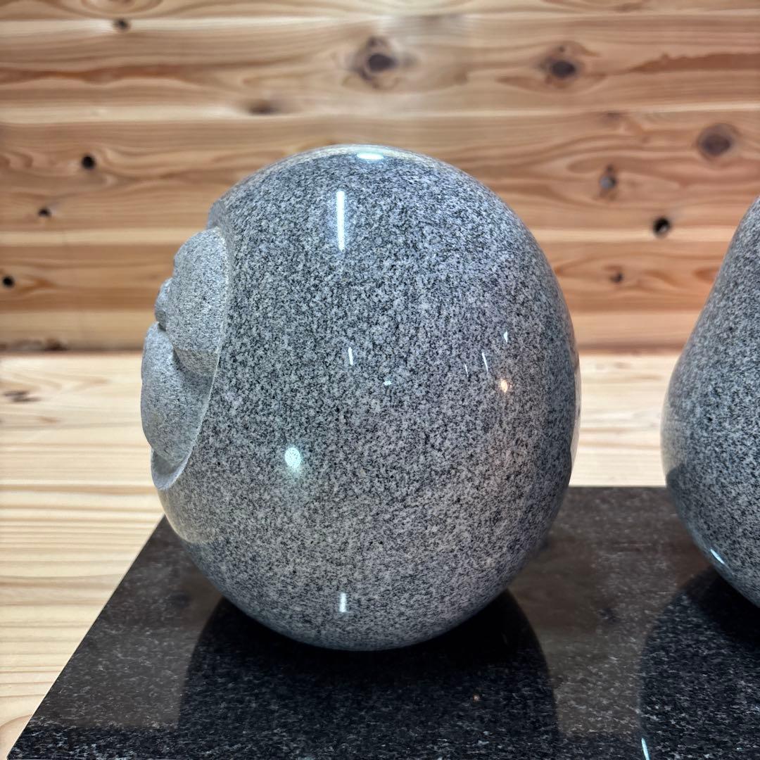 石像　彫像　石　石材　だるま置物　２点セット　台付