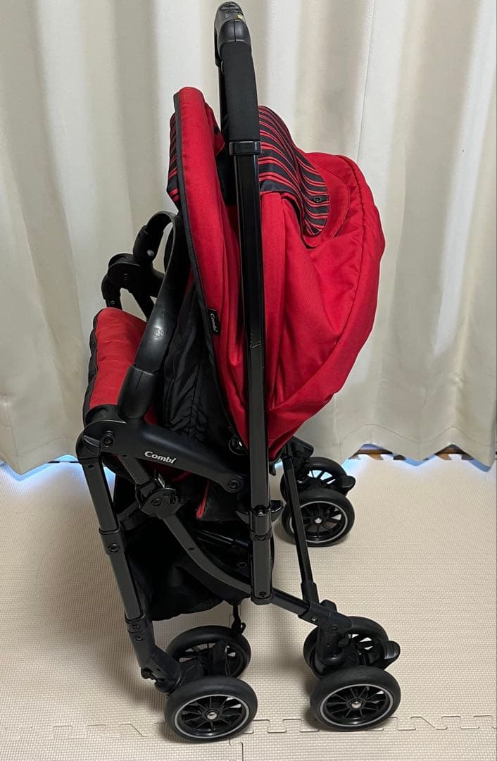 Combi メチャカルハンディ オート4キャス ベビーカー レッド