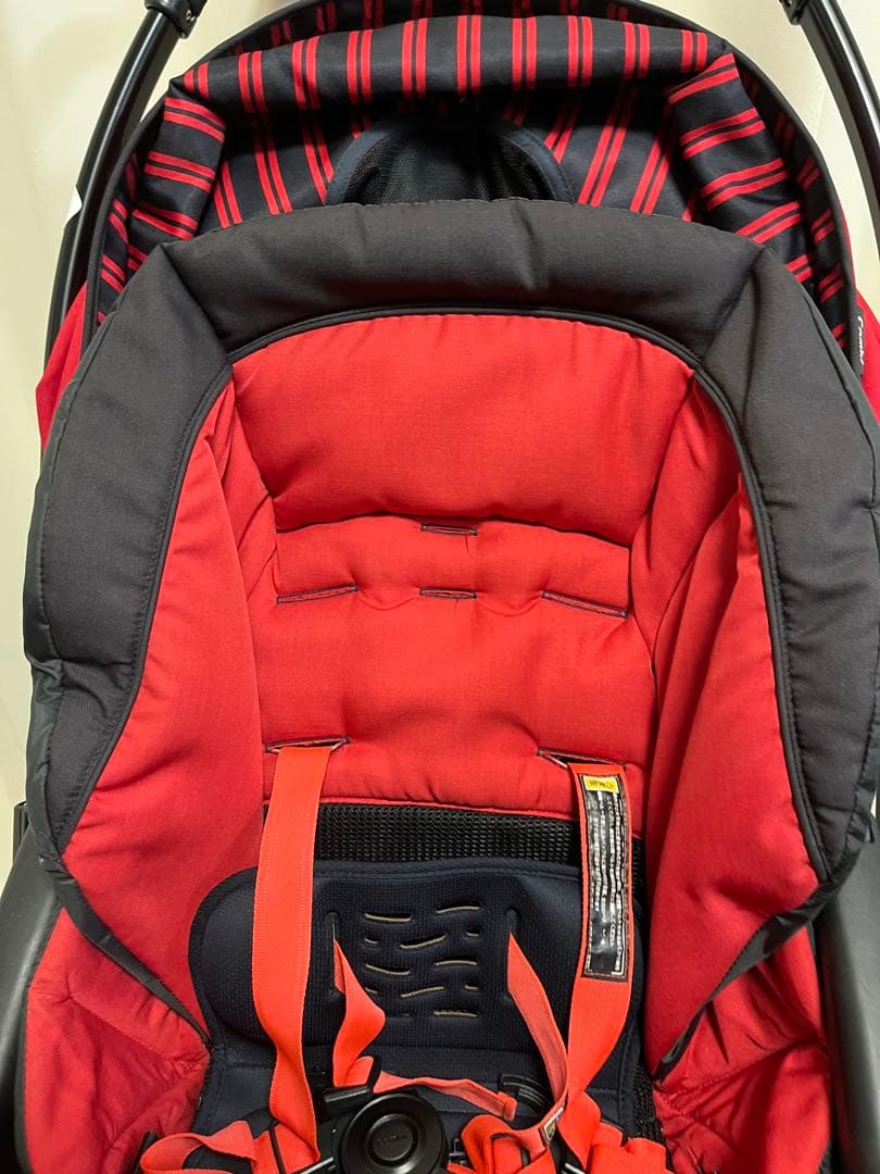 Combi メチャカルハンディ オート4キャス ベビーカー レッド