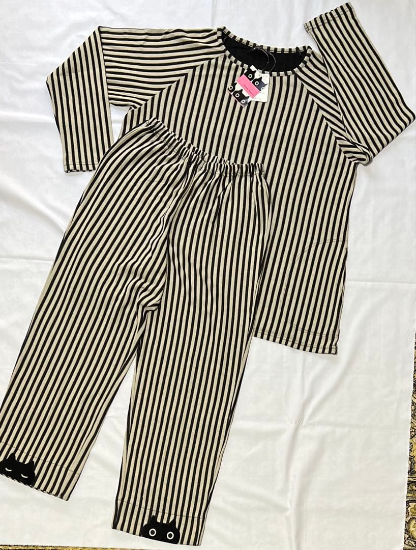 ワコールマタノアツコ　パジャマ　長袖長ズボン　サイズＬ　【新品タグ付き】