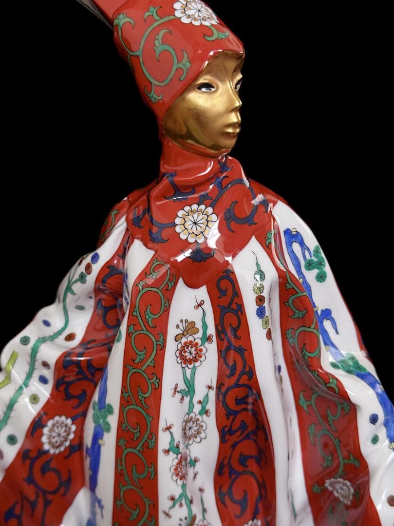 ヘレンド 世界限定品 カーニバル 西安の赤 ゲデレ 人形 マスターぺインター作品