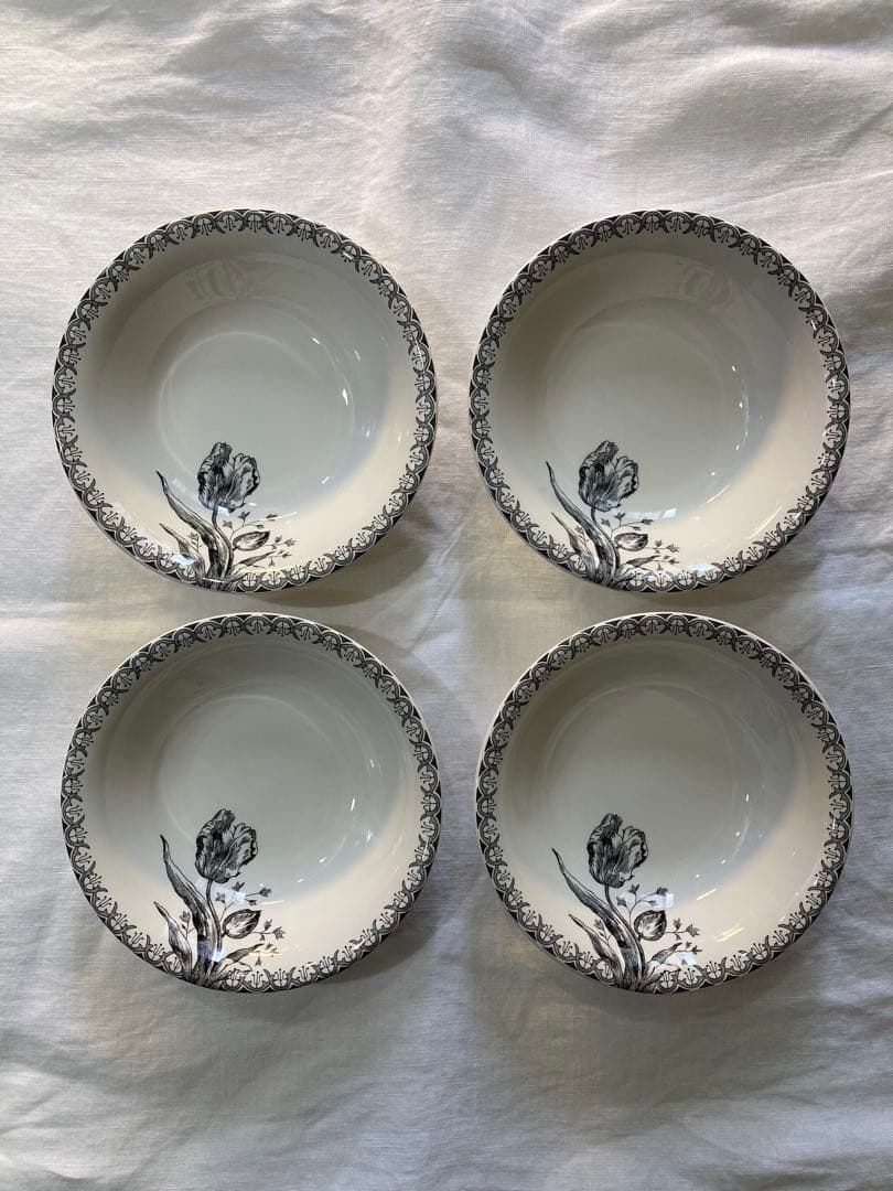 新品未使用 ジアン／GIEN チューリップ／ブラック シリアルボール4枚セット