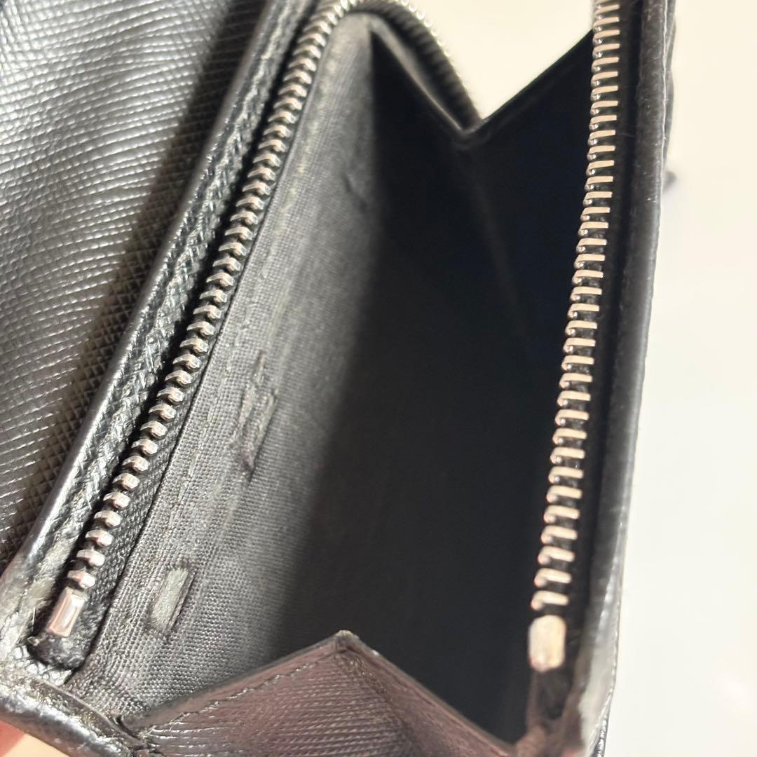 PRADA 二つ折り財布 コンパクトウォレット サフィアーノトライアングル 黒