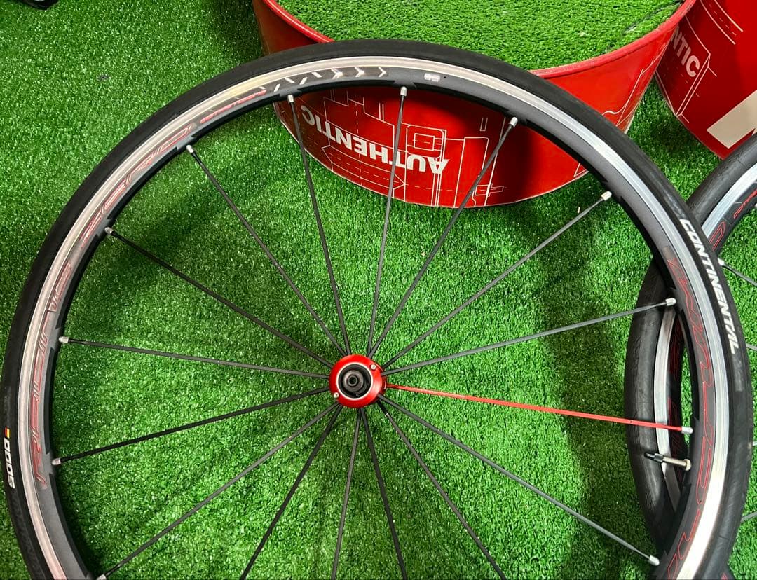 フルクラム FULCRUM レーシングゼロ　コンペティツィオーネ CULT