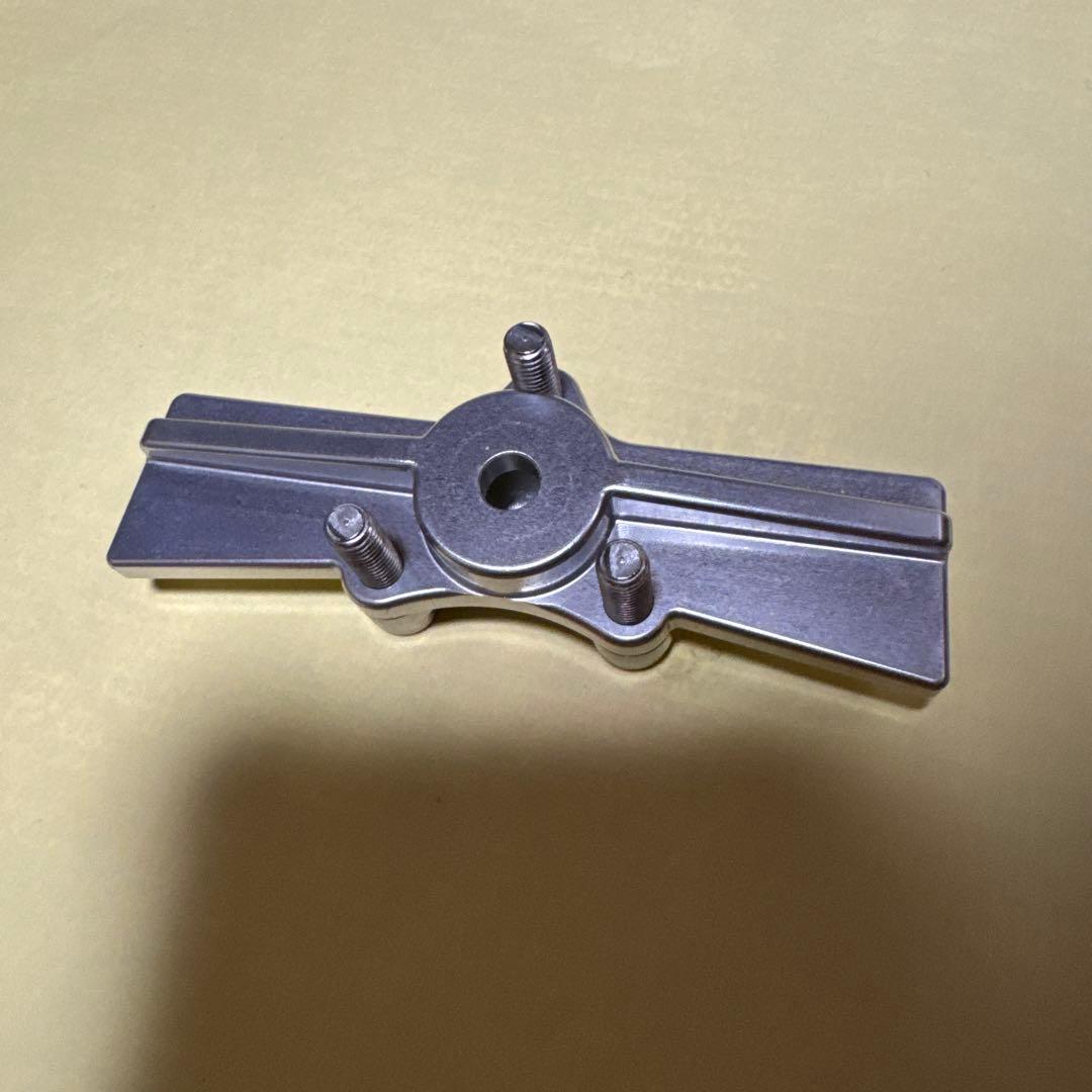 801製作所　リアブレーキ取り付け台座　NJSにどうぞ