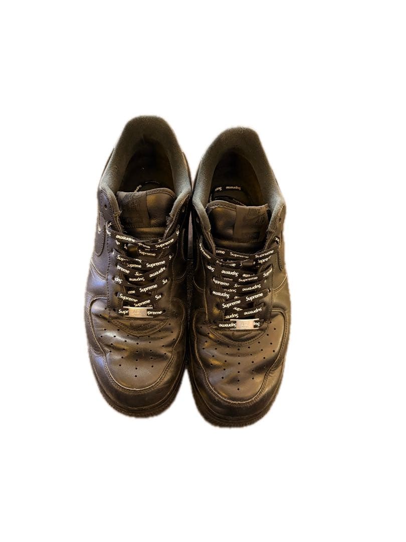 Nike Air Force 1 Supreme ブラック