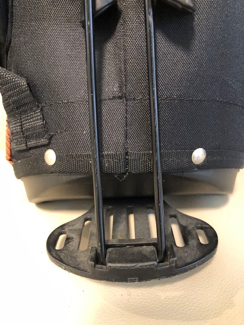 【送料込み】ウィルソン　Wilson スタンド式キャディバッグ　軽量ゴルフバッグ