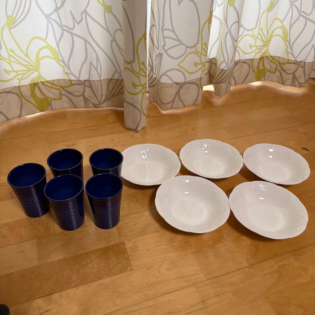 【NARUMI】カップ6個と皿5枚の食器セット