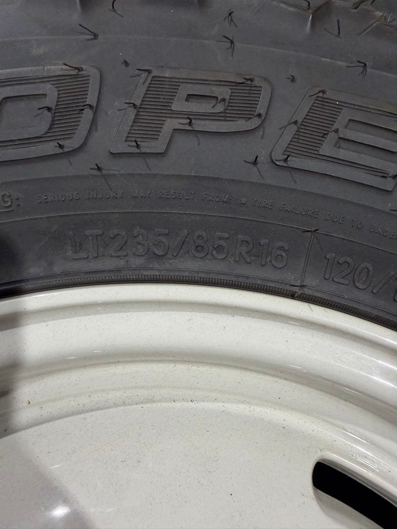 トーヨー オープンカントリーMT 235/85R16 ランクル70等 ナロー