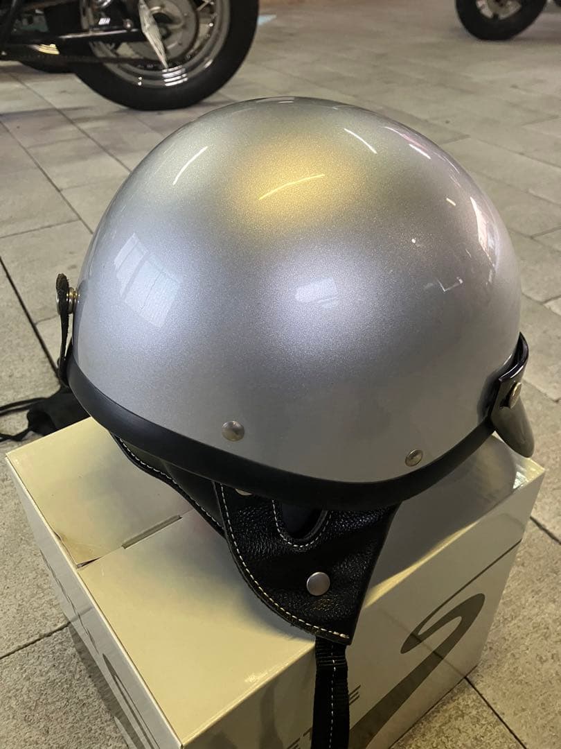 オーシャンビートル　ショーティー4 シルバー　XL