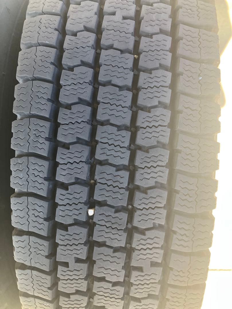 タイヤ・ホイール 215/85R16 M935