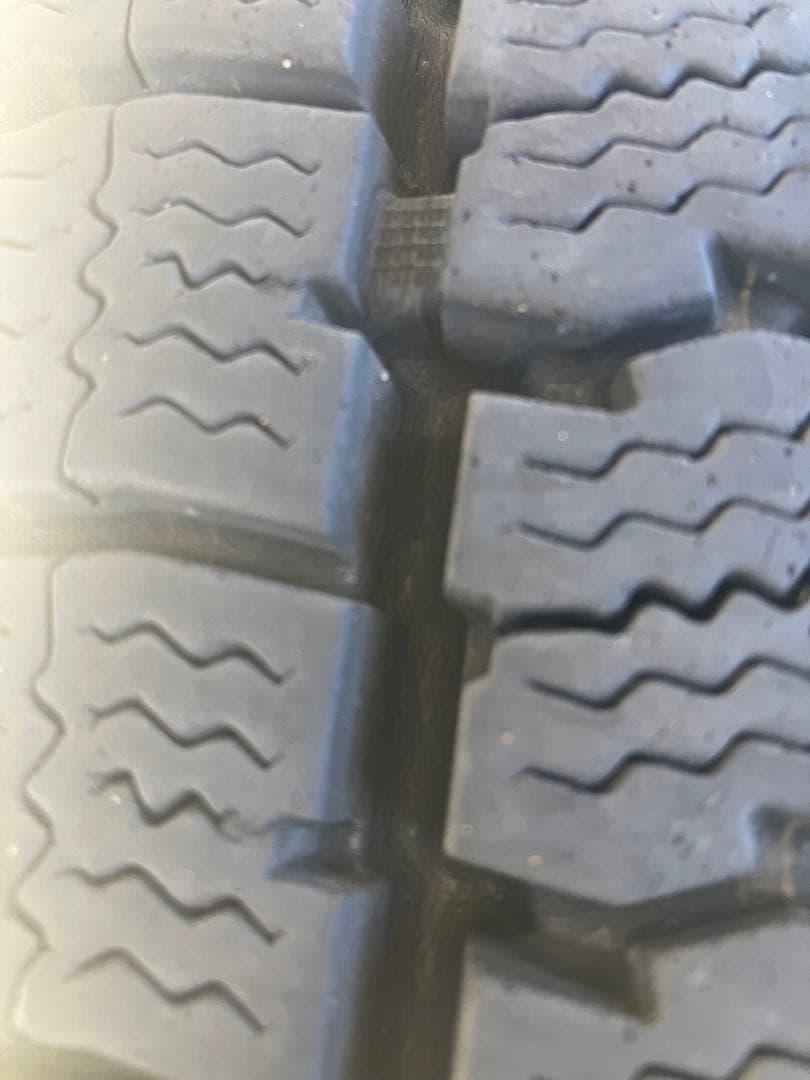 タイヤ・ホイール 215/85R16 M935