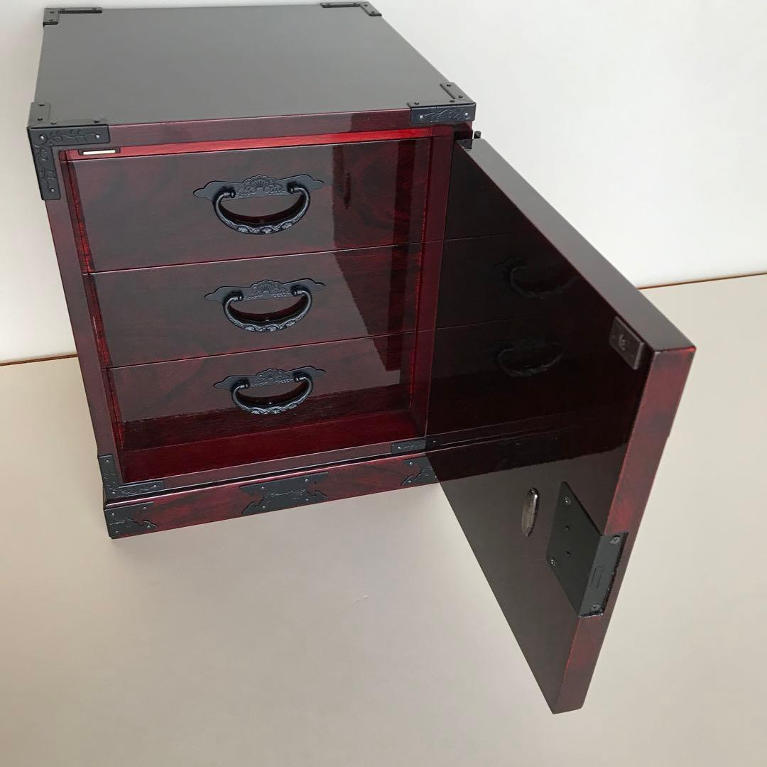 新品　仙台民芸　船箪笥　鍵付　牡丹の花彫刻