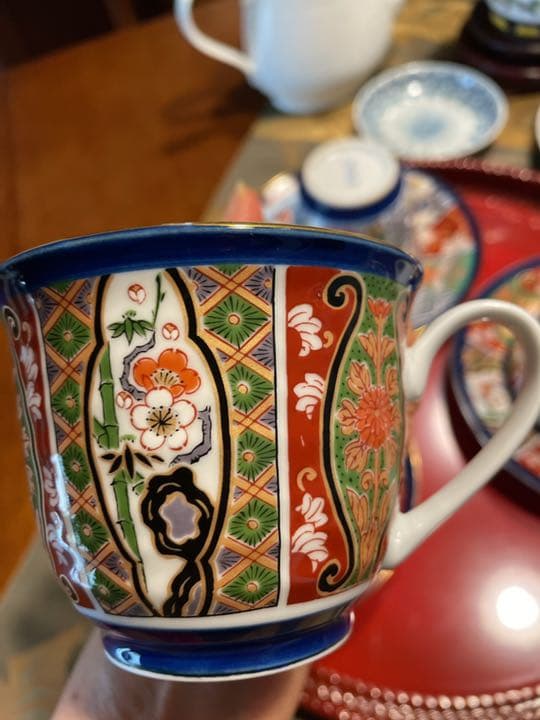 有田焼　伊万里　仁祥窯　カップ&ソーサー　3客