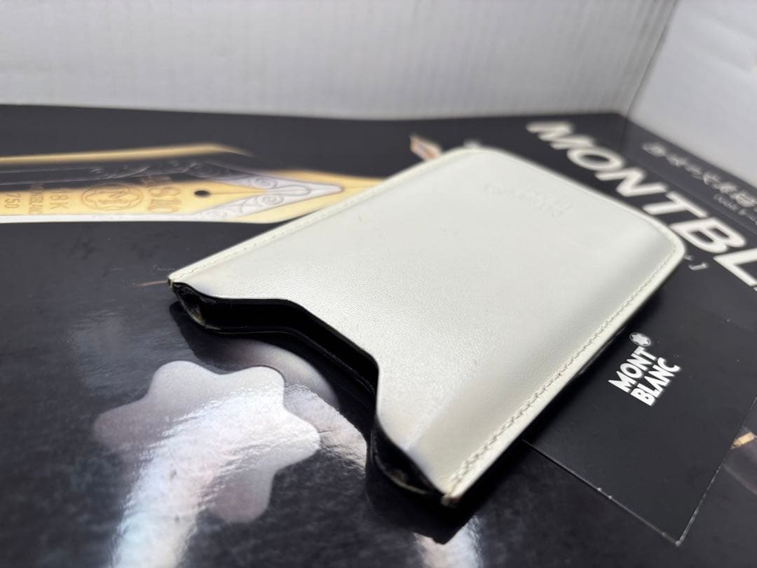 ⭐️美品⭐️モンブラン稀少完売逸品！本革製ペンポーチ・スマホケース・小物入れ白パール