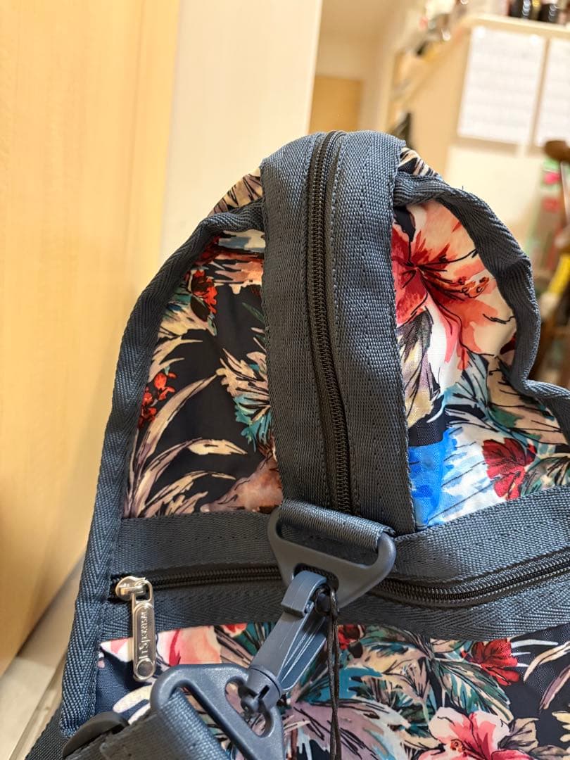 新品・未使用 レスポートサック ボストンバッグ 花柄 ネイビー ウィークエンダー