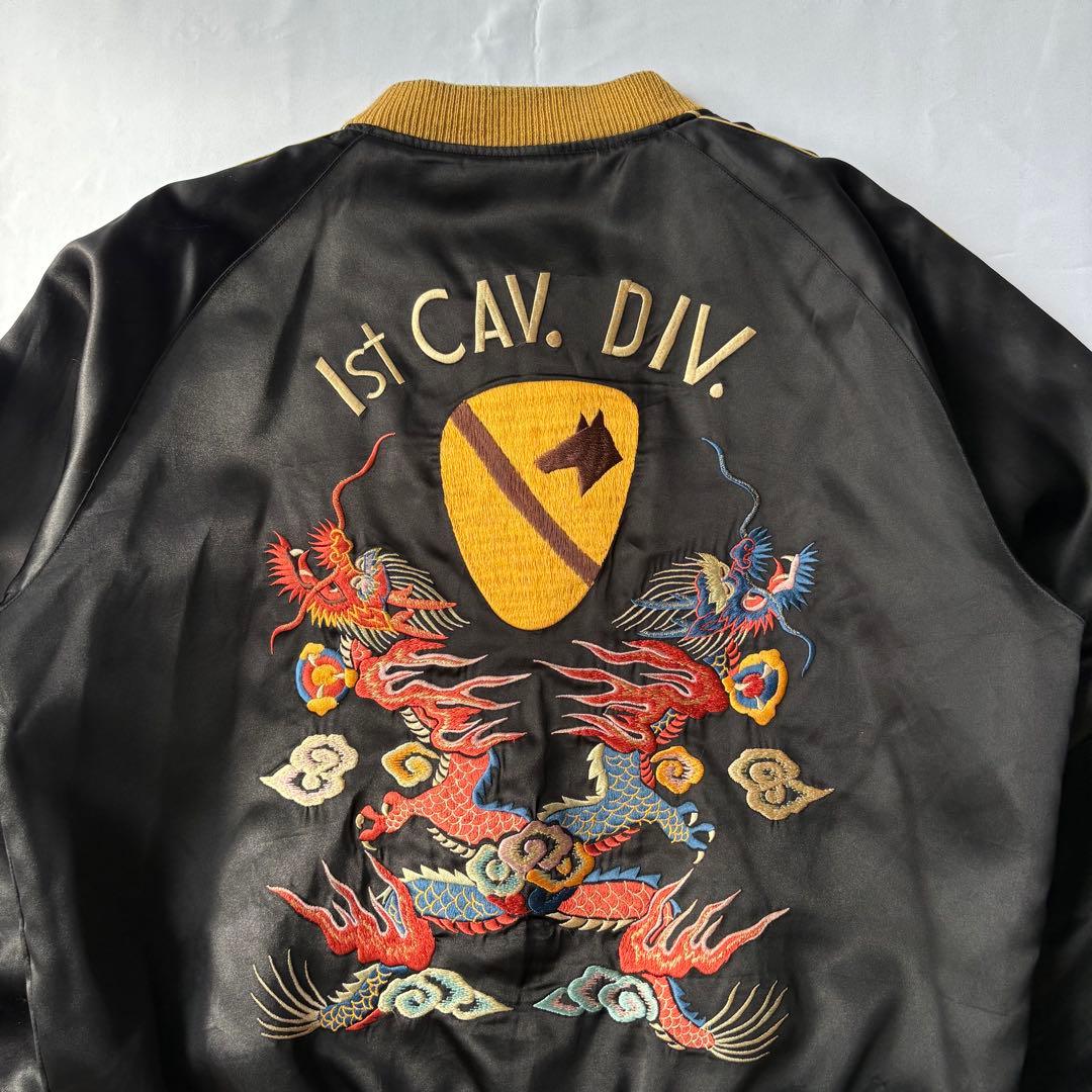 東洋エンタープライズ 鷹×龍 刺繍 スカジャン M18333 ブラック ゴールド