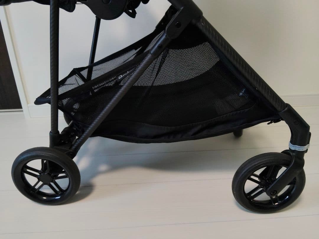 サイベックス　メリオカーボン　2024年10月購入　アーモンドベージュ