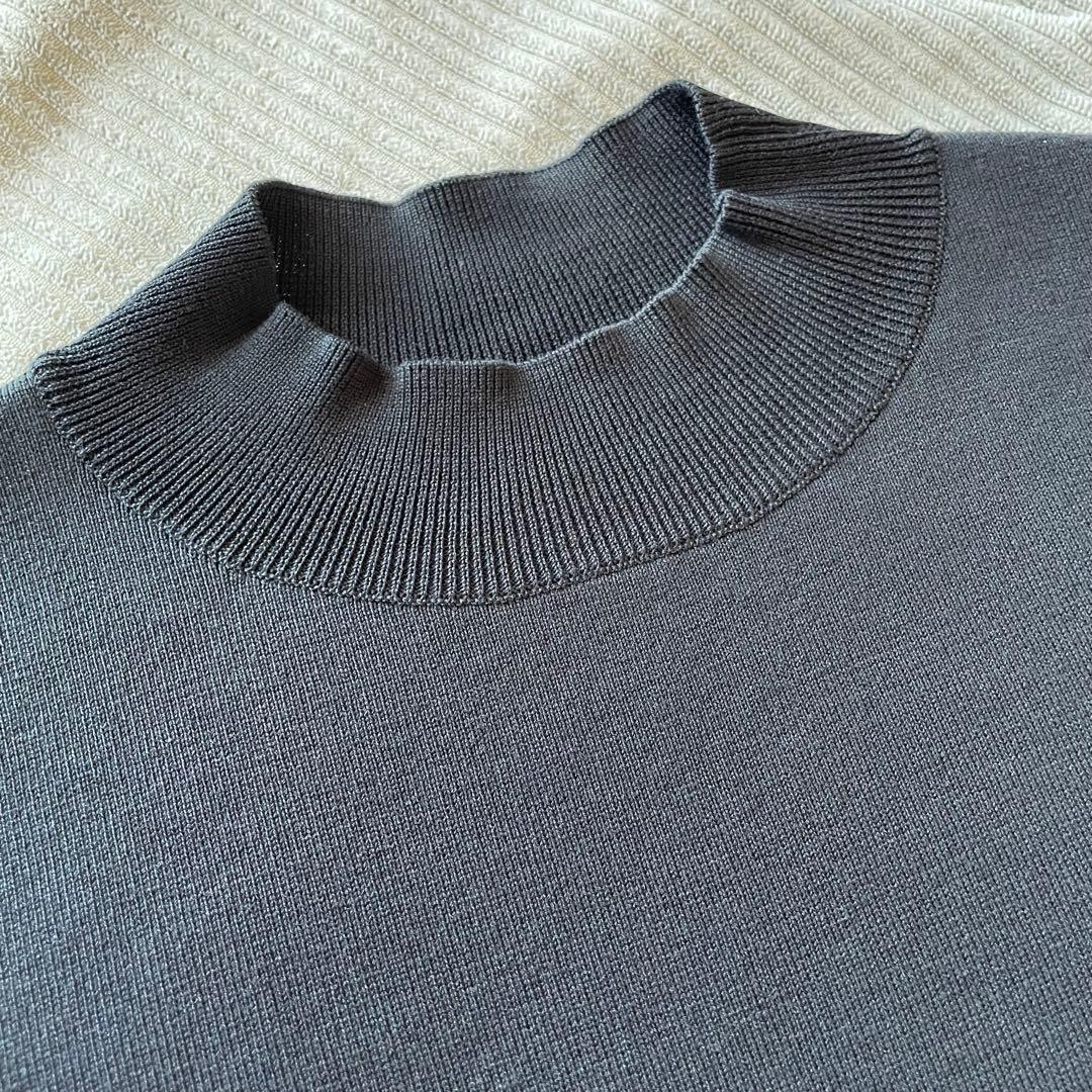 【新品】デミルクス ビームス シンプルモックネックニットブラック 人気