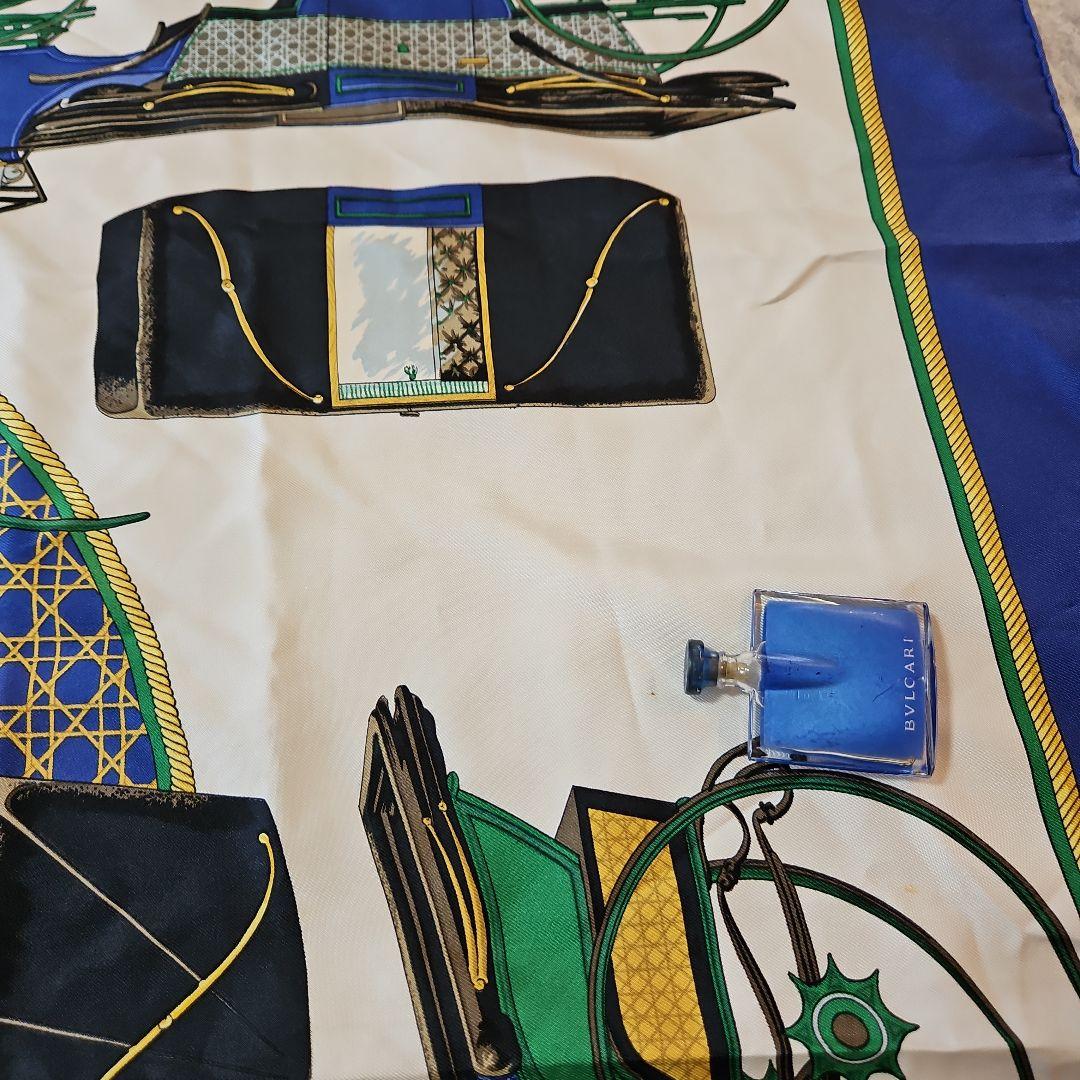 HERMÈS カレ90 馬車デザイン スカーフ 90cm