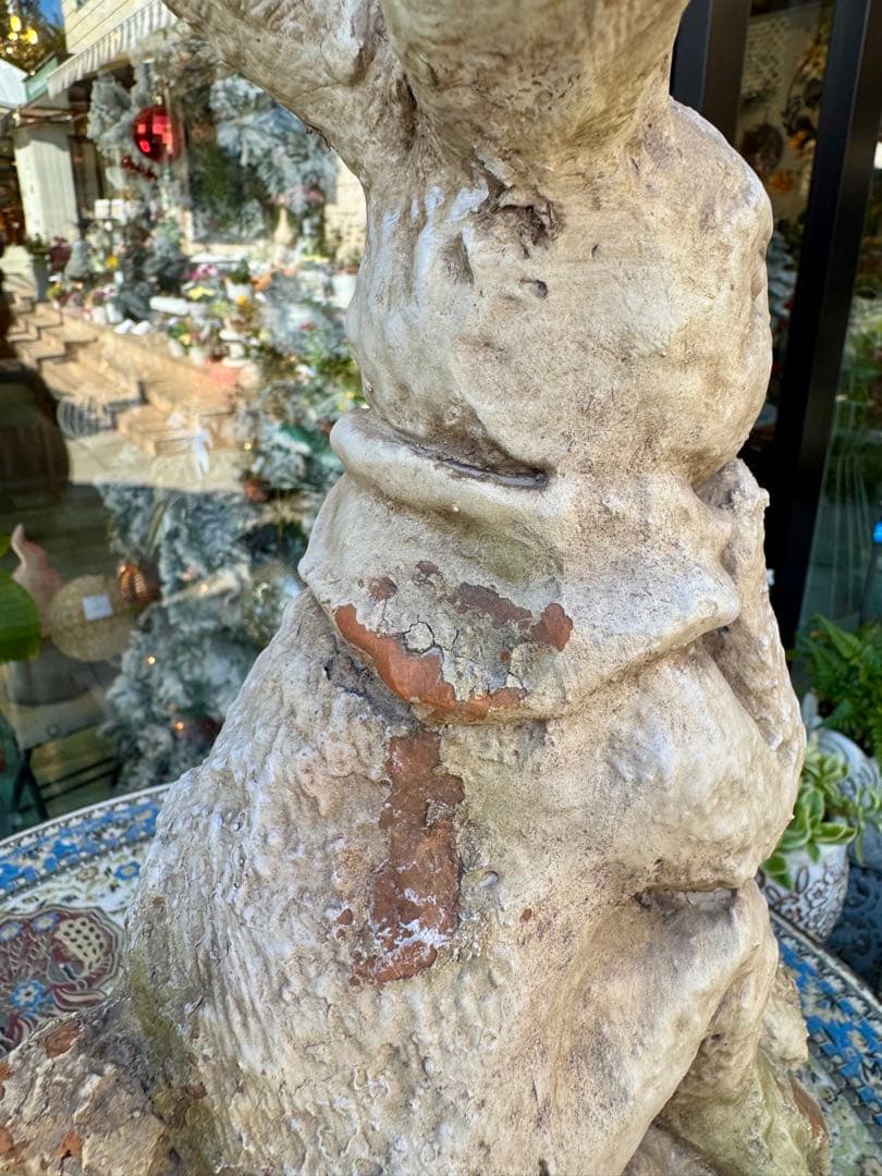 ウサギのオーナメント　ガーデンオブジェ　アンティーク調　置物