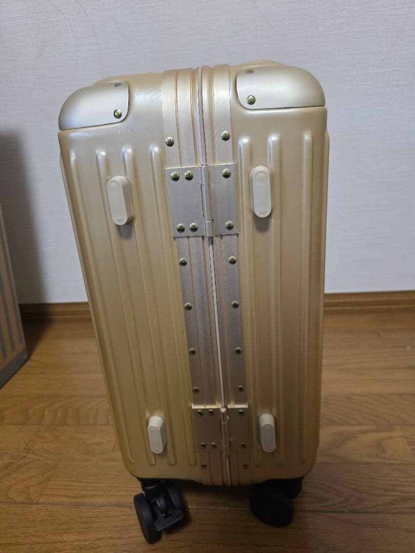 新品/美品　MAIMO　Gran Frame ゴールド　Sサイズ　ラスト品