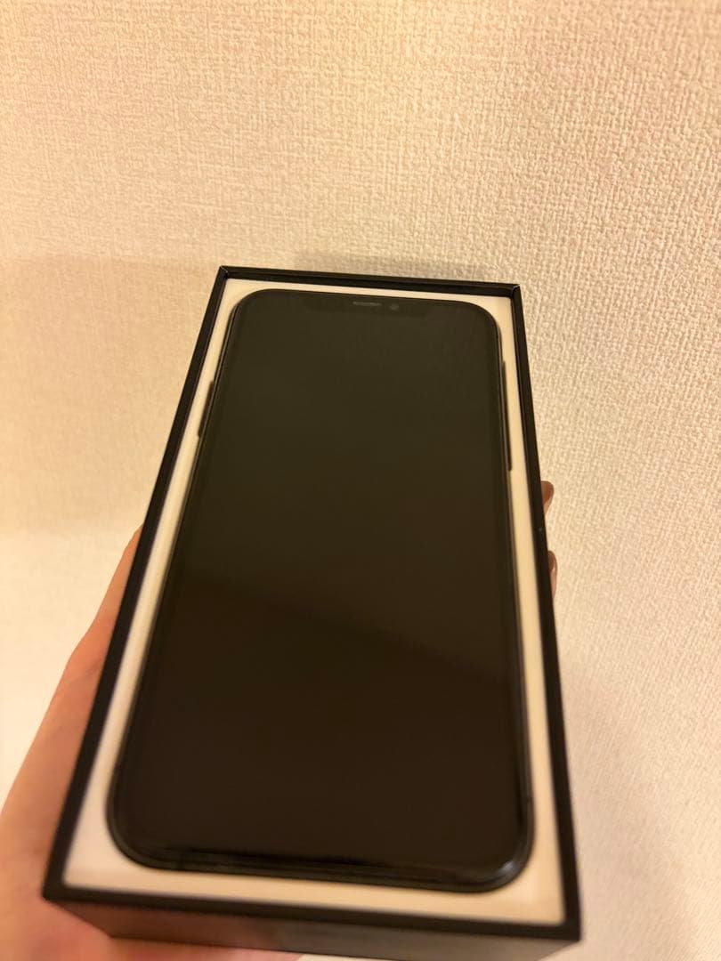 iPhone 11Pro/256G/バッテリー100%/iOS26.2/状態良好