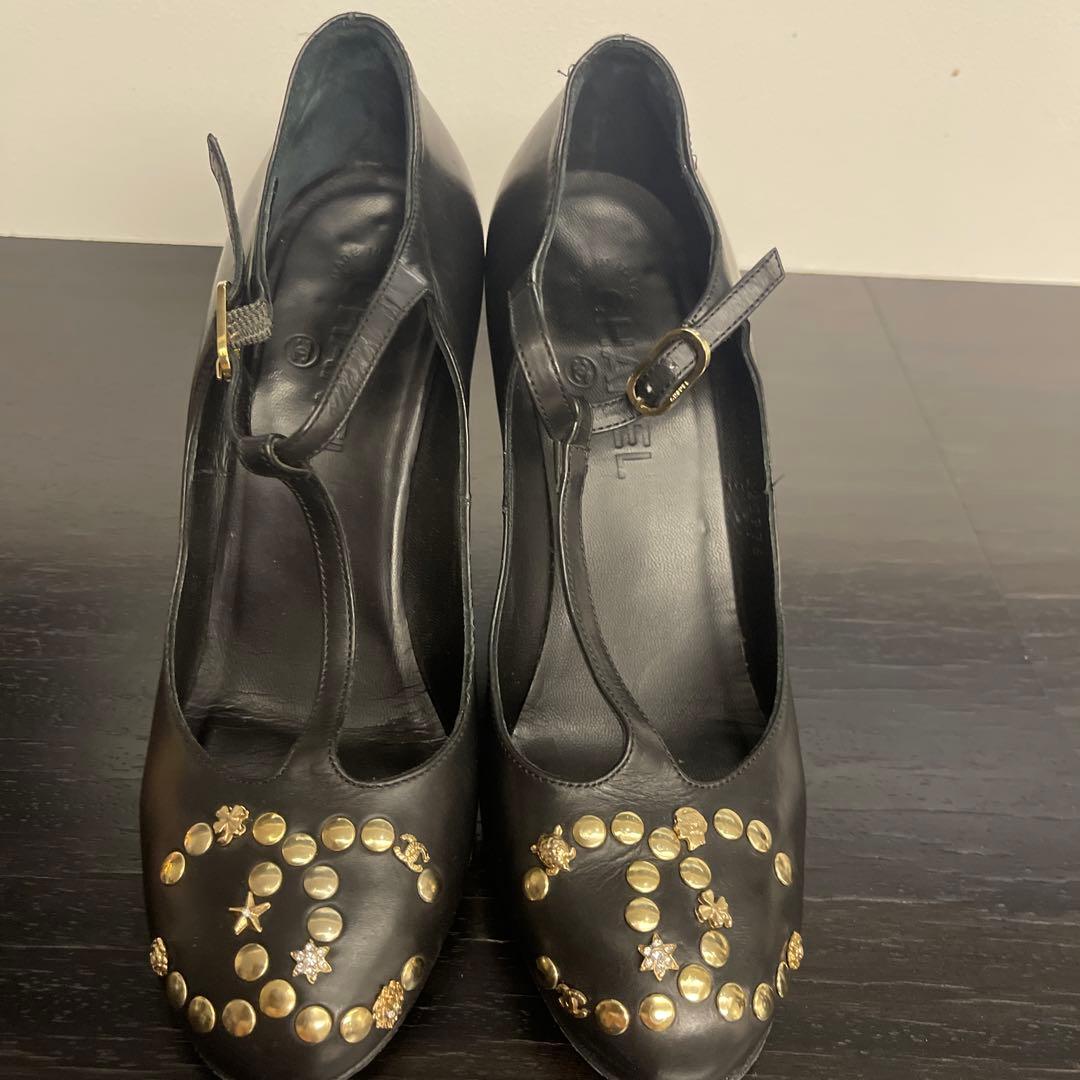 CHANELスタッズ黒シューズ37ハーフ