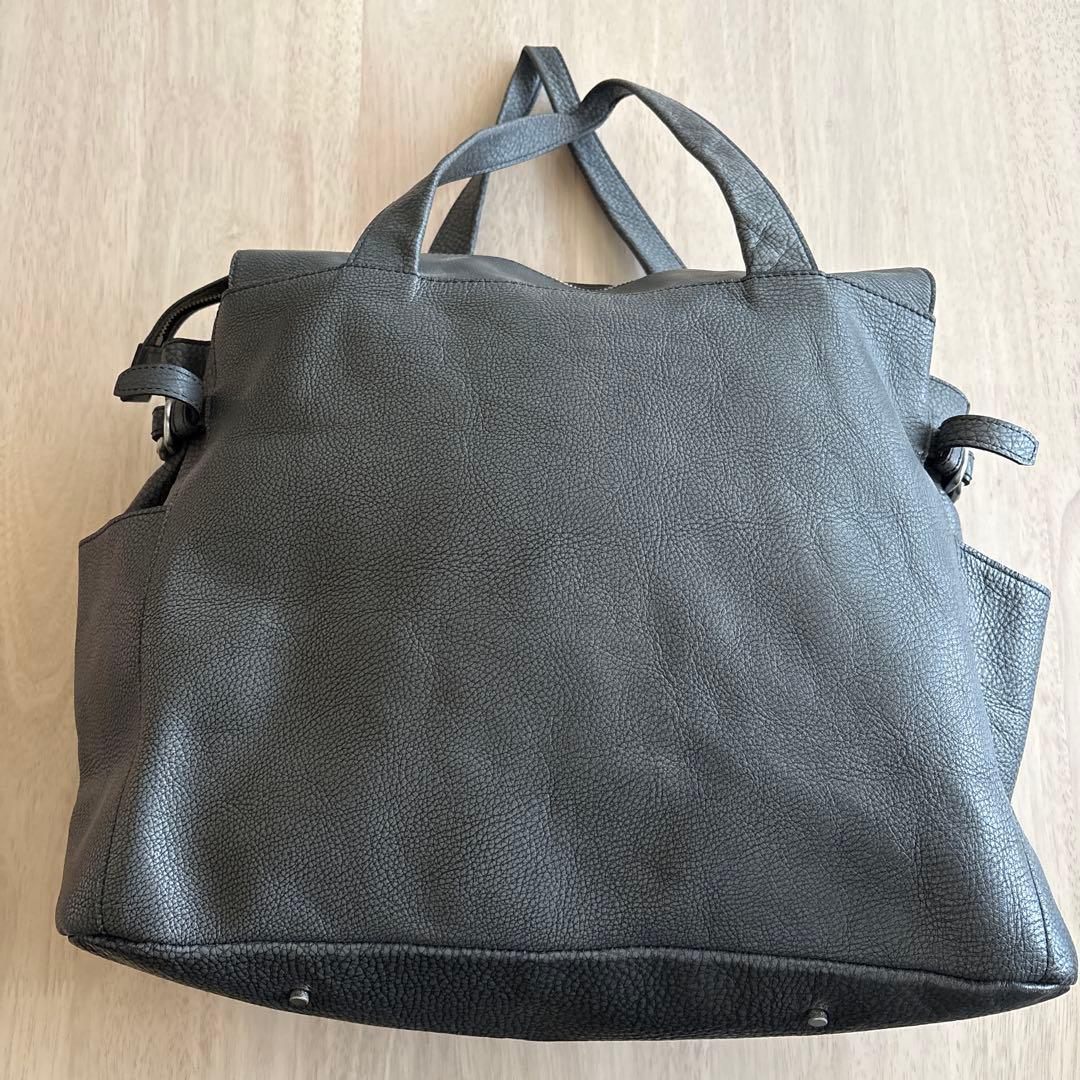 アニアリ　レザートートバッグ