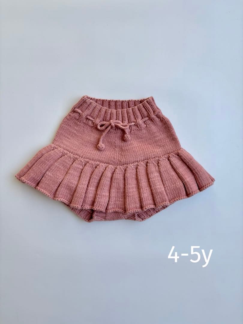 skating pond skirt misha and puff スケポン