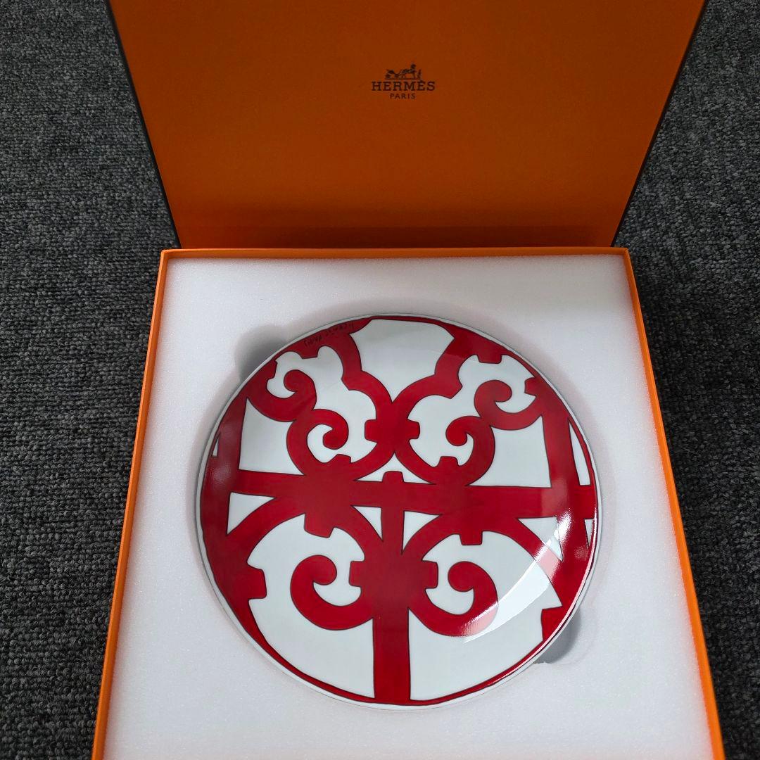 箱付き　HERMES　カダルギヴィール　プレート