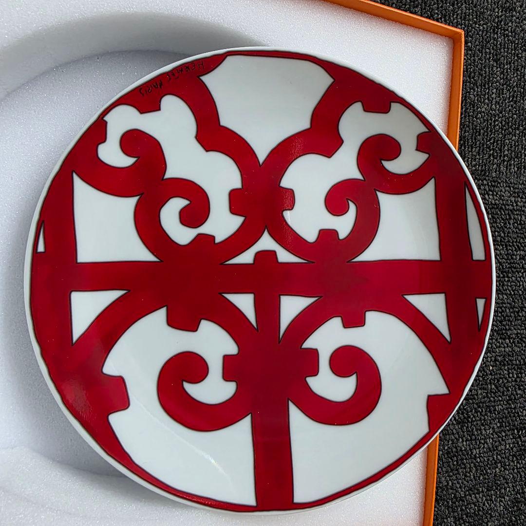 箱付き　HERMES　カダルギヴィール　プレート