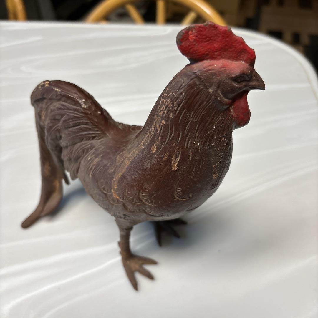 金属製　にわとり　重さがかなりあります。