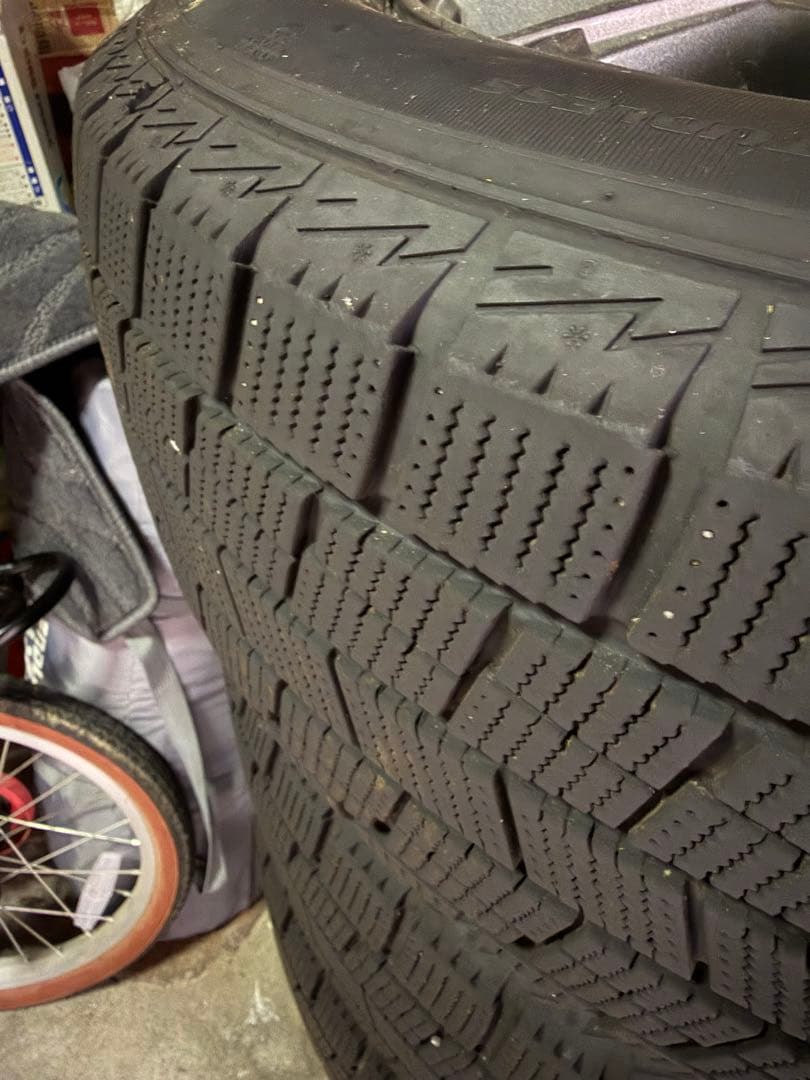 ぼ*ん様 ZESTEX スタッドレスタイヤ 225/75R17 4本セット