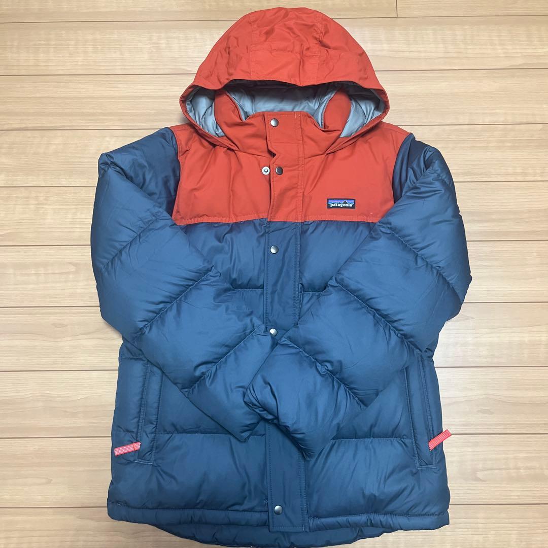 【あい】patagonia フード付きダウンジャケット オレンジ/ネイビー