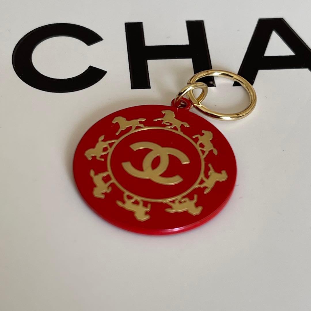 専用ページ　シャネル　ノベルティ　ミラー付きリップケース、チャーム
