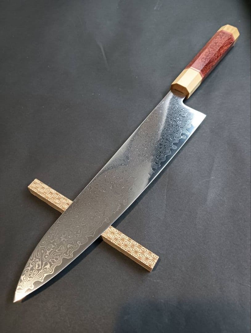 67層ダマスカスV金10号ステンレス牛刀240mm 花梨八角柄