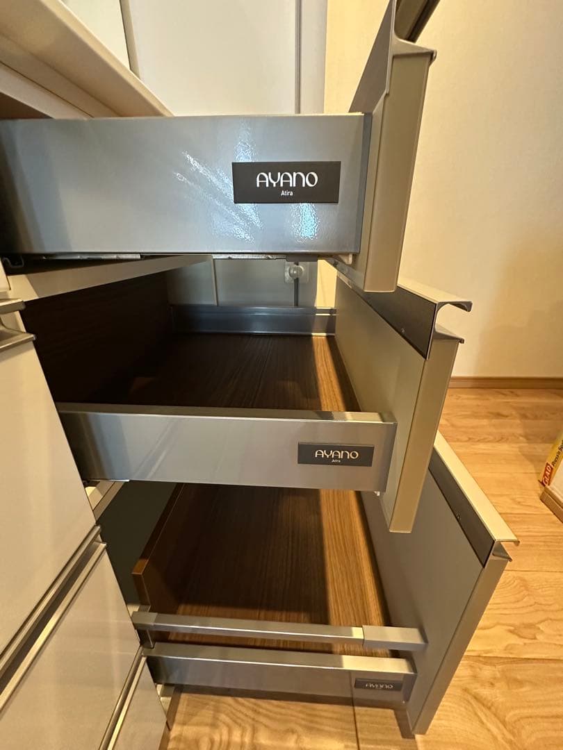 綾乃製作所　AXベイシス　パールホワイトキッチンカウンター　8月2日20時まで