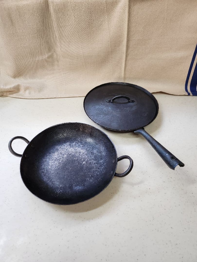 成田理俊さん　フライパン(蓋付) 　持ち手付フライパンセット　18cm