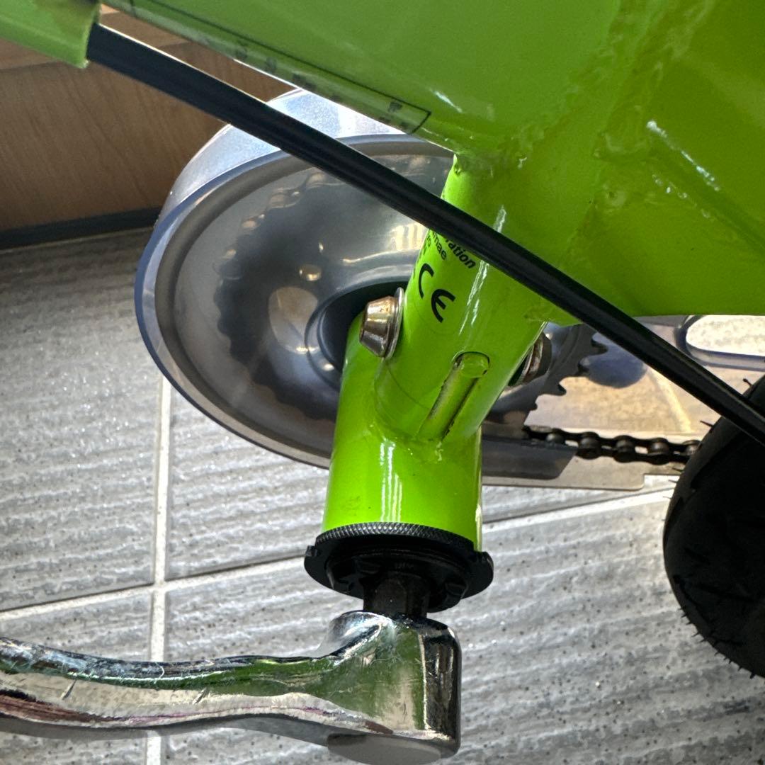 へんしんバイク　黄緑　３－６歳