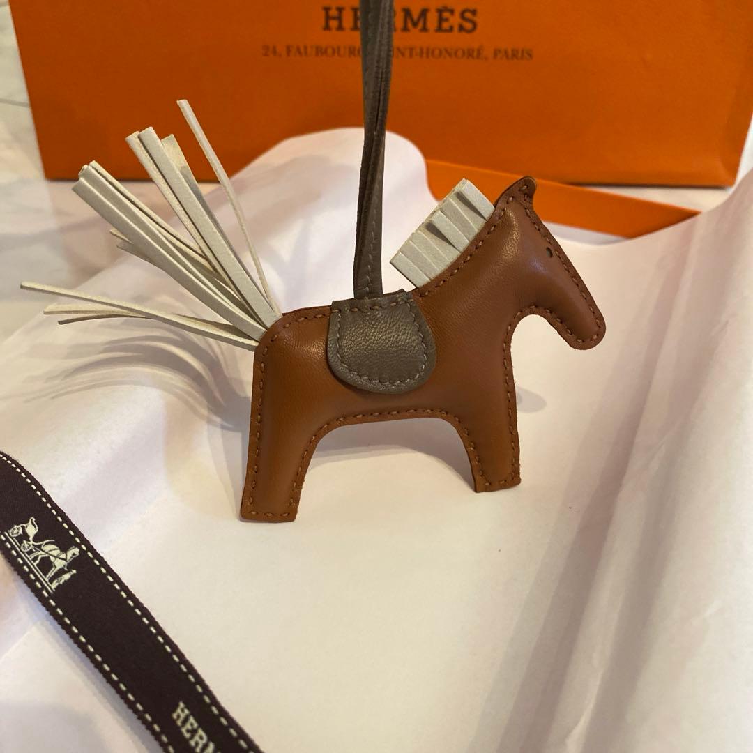 HERMES ロデオチャームPM エトゥープ/クレ/ゴールド　W刻印新品未使用品