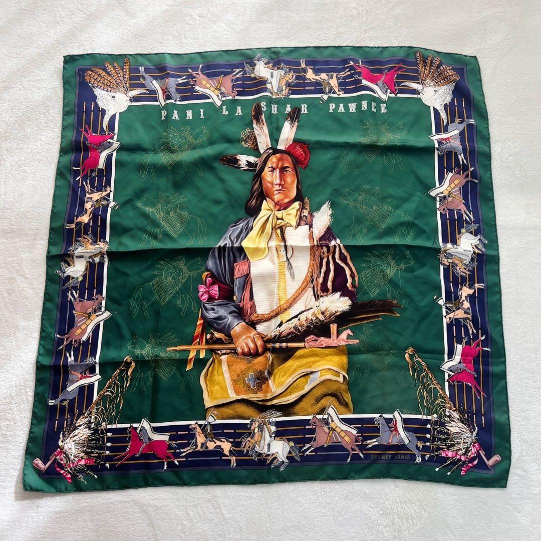 エルメス HERMES カレ90　スカーフ　シルク　パウニー族の首長