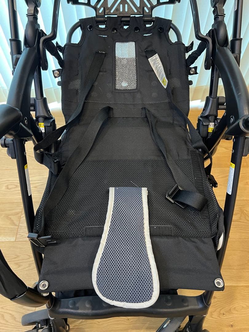 美品Aprica ラクーナビッテクッション A型 両対面 1ヶ月〜 軽量