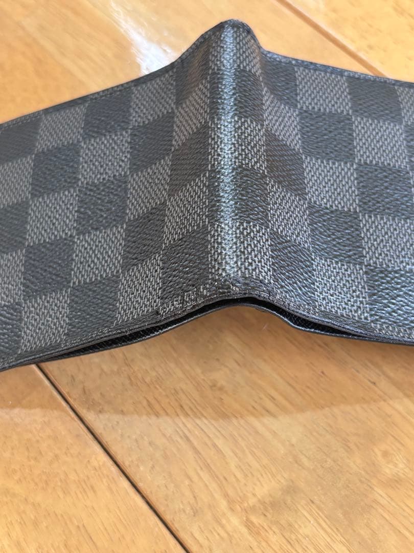 LOUIS VUITTON ルイ・ヴィトン ダミエ　二つ折り財布
